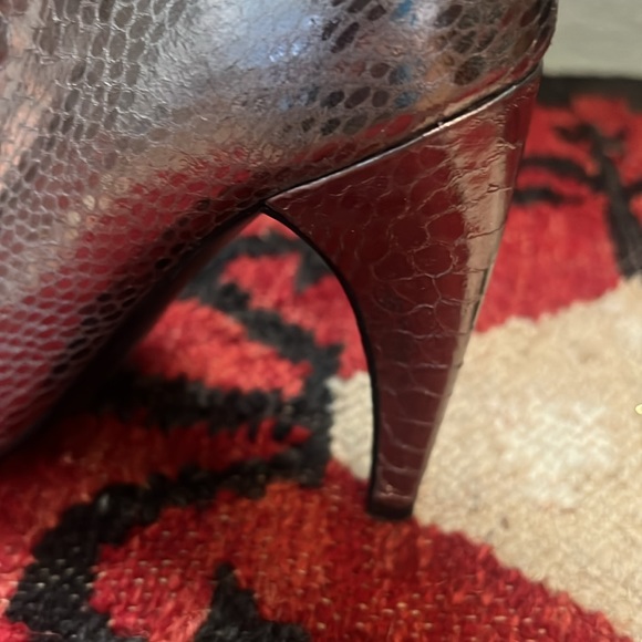 gorgeous Sam Elderman size 6 zip up heels. New without box. - Picture 3 of 7